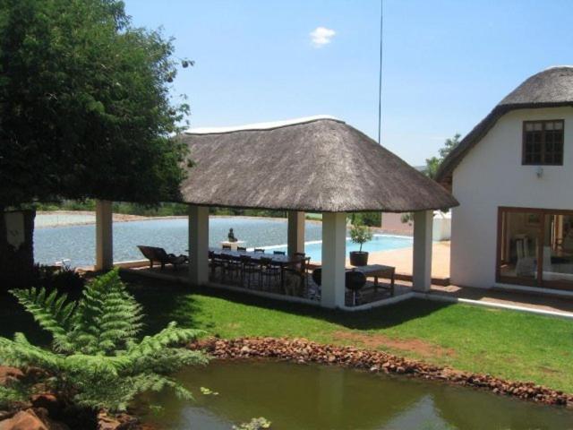 Steynshoop Self-Catering Valley Lodge *